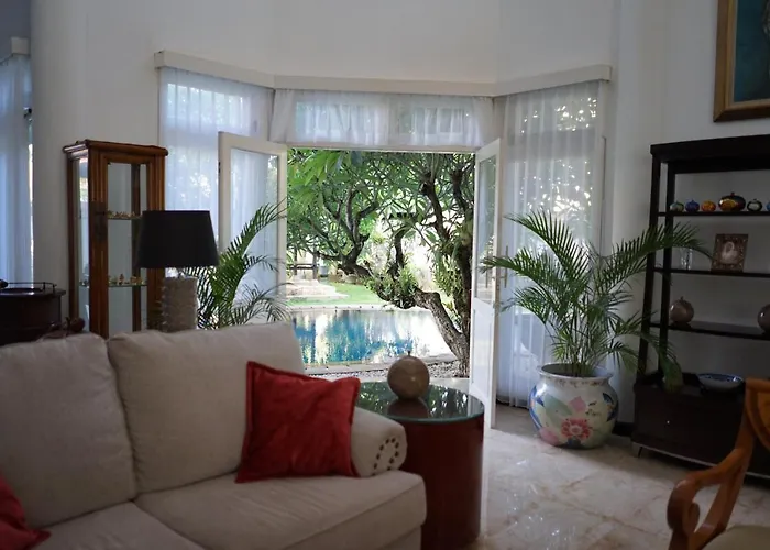 بيت ضيافة Guildwood Bali
